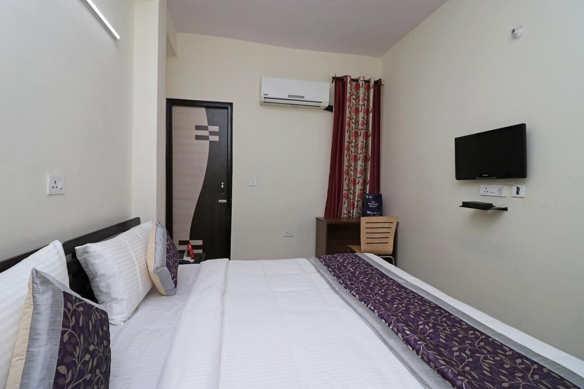 Oyo Triage Home Stay Noida Exterior photo